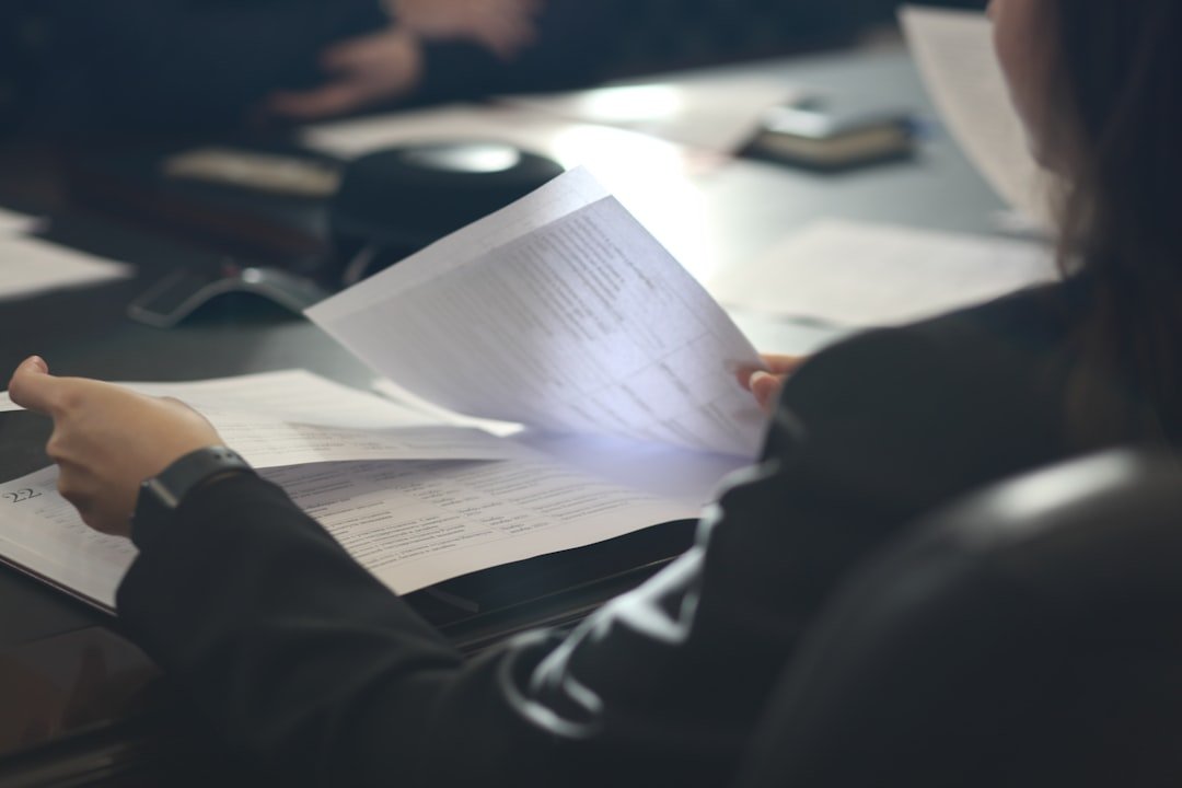 Should You Consolidate Federal and Private Student Loans?